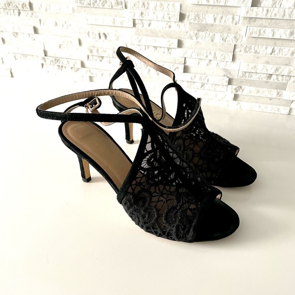 BLACK Lace Heels - size 7 - Picture 4 of 6
